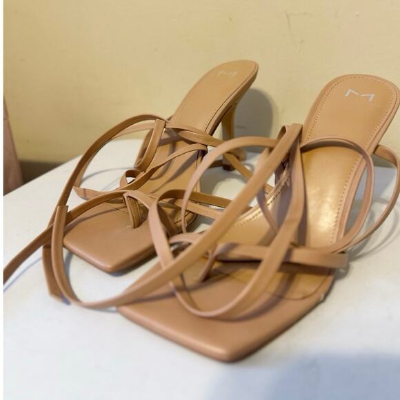 Marc Fisher Sandals LTD Womens Dominic Toe Loop Square Toe Pumps Size 10 - Picture 3 of 7